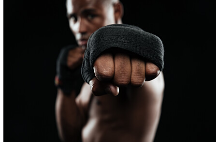 Allenamento MMA – Come Funziona: Tecniche, Esercizi e Consigli per Principianti e Avanzati
